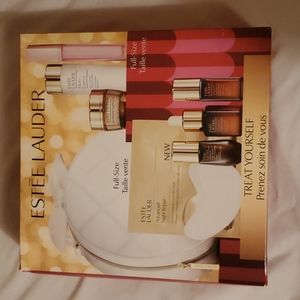 Estee Lauder Gift set